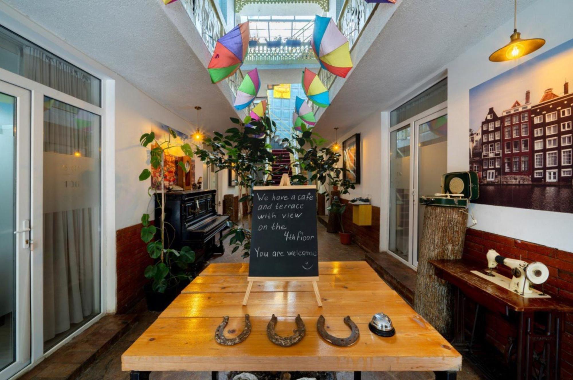 Hotel Tato & Coworking Space Tbiliszi Kültér fotó