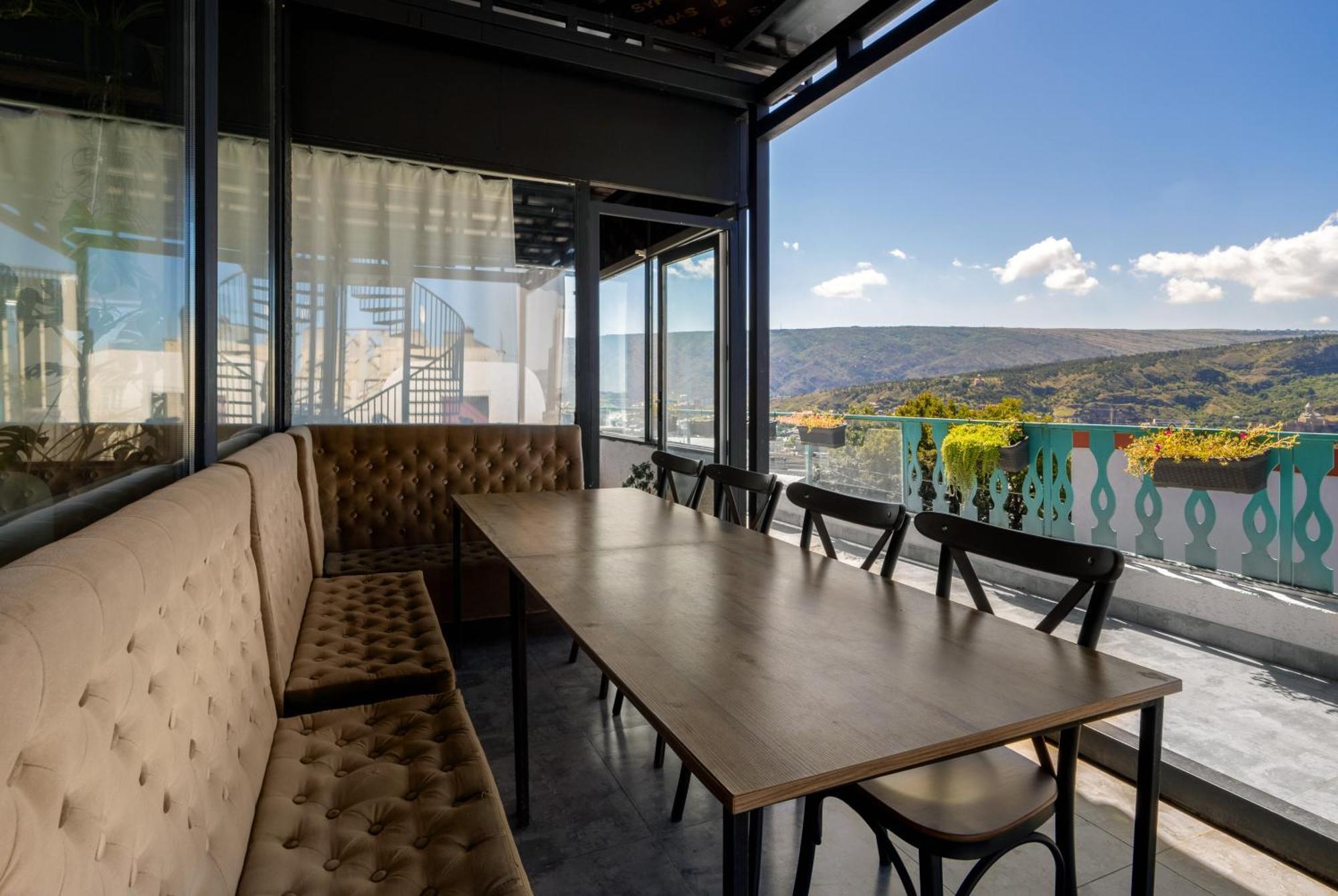 Hotel Tato & Coworking Space Tbiliszi Kültér fotó