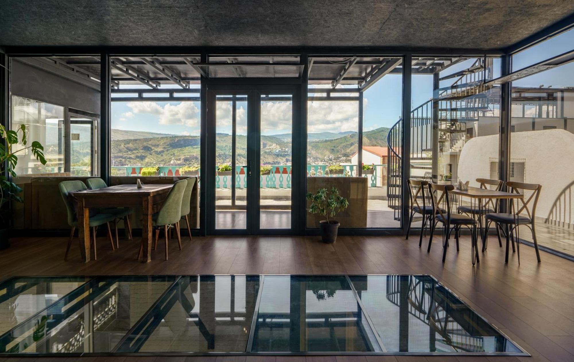 Hotel Tato & Coworking Space Tbiliszi Kültér fotó